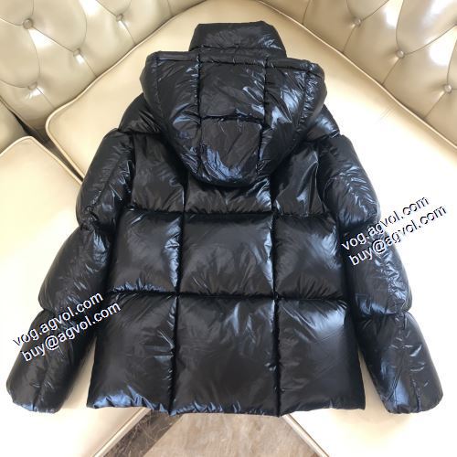 人気商品登場 2021秋冬 肌寒い季節に欠かせない モンクレール MONCLER ライトダウンジャケット スリムなシルエットデザイン