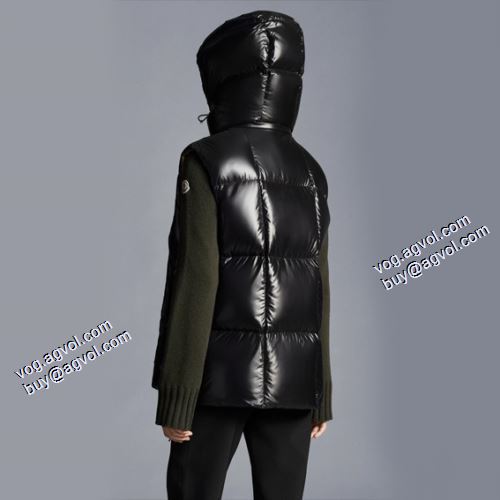 軽量ダウン 2021秋冬 大絶賛の履き心地! モンクレール MONCLER 着心地 の良い 防風性に優れ 落ち着いた感覚