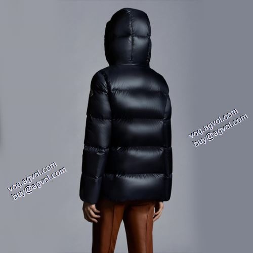 2021秋冬 モンクレール MONCLER 寒さに打ち勝つ  選べる極上 ダウンプレミアムダウンジャケット 着心地がクセになる