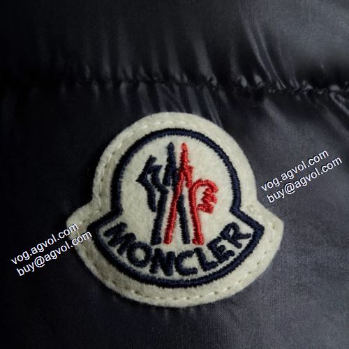 2021秋冬 モンクレール MONCLER 寒さに打ち勝つ  選べる極上 ダウンプレミアムダウンジャケット 着心地がクセになる