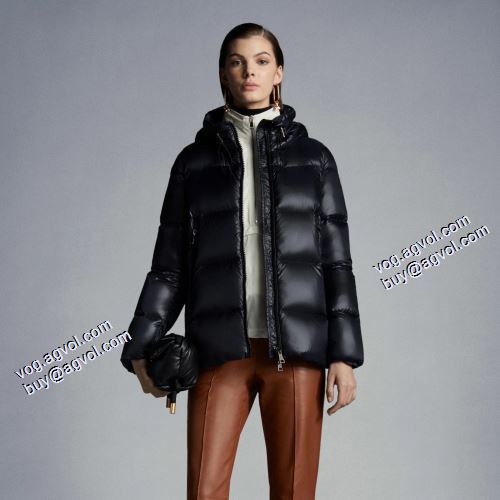 2021秋冬 モンクレール MONCLER 寒さに打ち勝つ  選べる極上 ダウンプレミアムダウンジャケット 着心地がクセになる