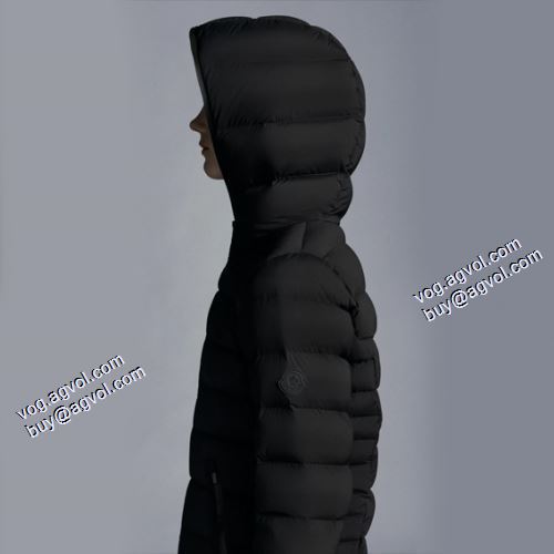 人気ブランド  ダウンプレミアムダウンジャケット 2021秋冬 モンクレール MONCLER 防寒具としての機能もバッチリ