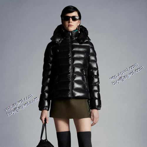 ダウンプレミアムダウンジャケット ふわふわな感触 2021秋冬 モンクレール MONCLER 今買い◎得 フィルパワーの高い
