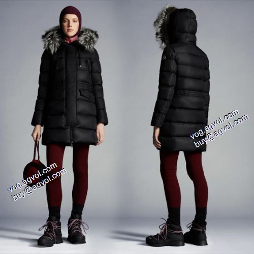 2021秋冬 モンクレール MONCLER 耐久性のある ライトダウンジャケット すっきり着膨れしない 快適な着心地をキープ
