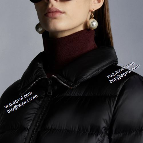 2021秋冬 おすすめ/オススメ モンクレール MONCLER 冬物大人気SALE ダウンプレミアムダウンジャケット 秋冬を彩る一着