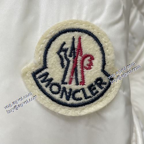 人気 ランキング 2021秋冬 人気 ランキング モンクレール MONCLER 軽量ダウンジャケット 防風性に優れ