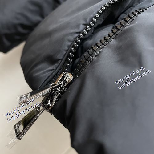 争奪戦必至 2021秋冬 モンクレール MONCLER 軽量ダウンジャケット 3色可選 楽に着用出来る