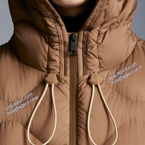 2021秋冬 モンクレール MONCLER 今一番HOTな新品 ダウンプレミアムダウンジャケット 3色可選 カジュアルに着こなせるデザイン