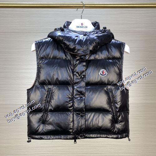 2021秋冬 実用性に溢れるアイテム 3色可選 モンクレール MONCLER 軽量ダウン フィルパワーの高い