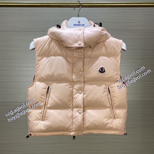 2021秋冬 実用性に溢れるアイテム 3色可選 モンクレール MONCLER 軽量ダウン フィルパワーの高い