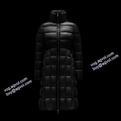 这おしゃれに絶大な人気の 2021秋冬 モンクレール MONCLER ライトダウンジャケット 着心地 の良い 重さを感じず