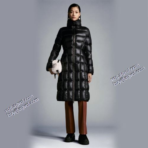 おしゃれに絶大な人気の 2021秋冬 モンクレール MONCLER ライトダウンジャケット 着心地 の良い 重さを感じず