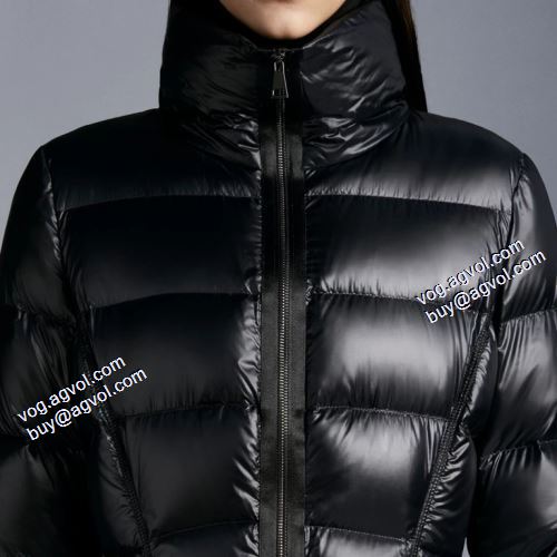 おしゃれに絶大な人気の 2021秋冬 モンクレール MONCLER ライトダウンジャケット 着心地 の良い 重さを感じず