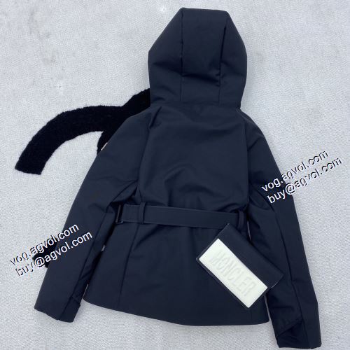 2021秋冬 モンクレール MONCLER 軽量ダウンジャケット 大人気アイテム！入手困難 2色可選 ふわふわな感触 軽くて暖かい