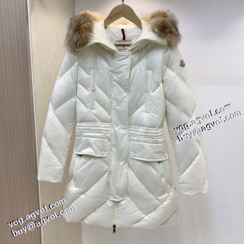 2021秋冬 モンクレール MONCLER モデル大絶賛?  ダウンジャケット 2色可選 ウエストも細見せ モンクレールブランド 偽物 通販 ラクーンファー付きダウンコート 