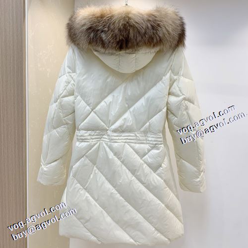 2021秋冬 モンクレール MONCLER モデル大絶賛?  ダウンジャケット 2色可選 ウエストも細見せ モンクレールブランド 偽物 通販 ラクーンファー付きダウンコート 