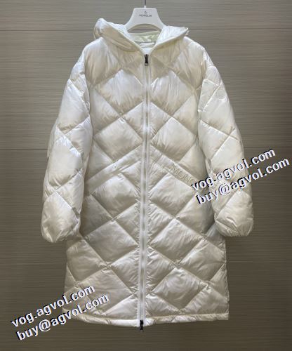 お洒落な存在感 ロングコート ダウンジャケット 2021秋冬 モンクレール MONCLER モンクレールスーパーコピー 保温効果は抜群 2色可選 すっきり着膨れしない