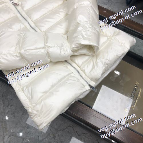 人気販売中 モンクレール MONCLER ダウンプレミアムダウンジャケット 3色可選 防風性に優れ モンクレールスーパーコピー 2021新作 上品な色合い