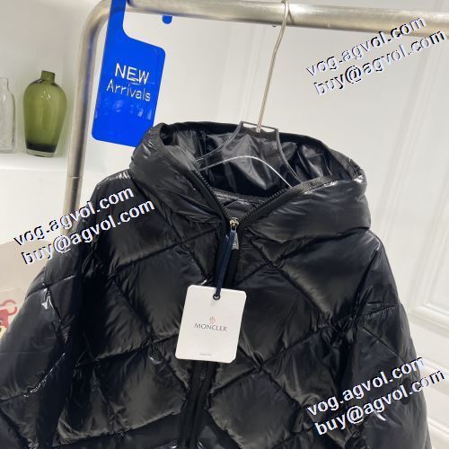 モンクレール MONCLER 希少価値大！ダウンジャケット モンクレールブランド 偽物 通販 2022新作 ダウンフェザーを使用した ワンランク上のアウターウエア