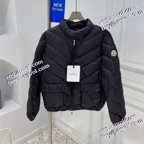 人気新品★超特価★ モンクレール MONCLER 軽量ダウンジャケット 4色可選 2022新作 モンクレールコピーブランド ふわふわな感触 ワンランク上のアウターウエア