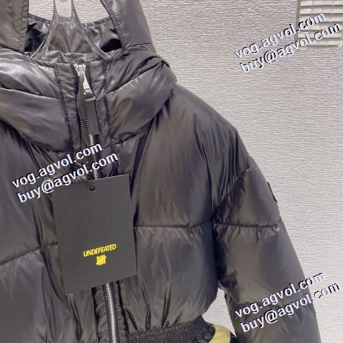 選べる極上 モンクレール MONCLER ライトダウンジャケット 2022新作 モンクレールブランドスーパーコピー 保温性を発揮する 寄り添える商品に生まれ変わる