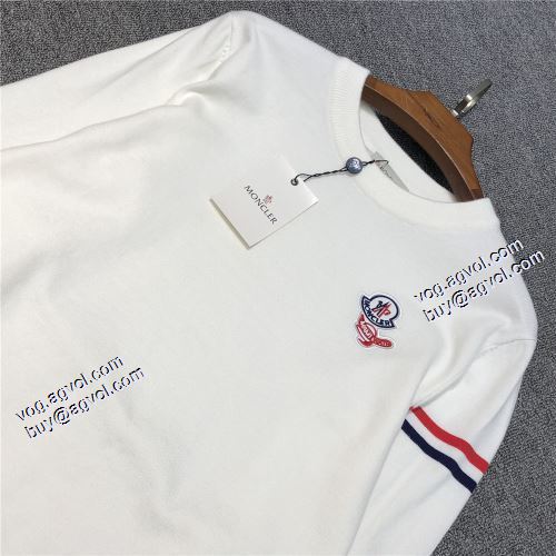 プルオーバーパーカー 2色可選 2021秋冬 秋の定番 モンクレール MONCLER モンクレールコピーブランド ロゴパーカー
