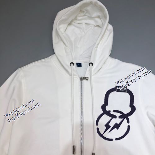 2021秋冬 モンクレール MONCLER 4色可選 プリント柄 10年保証 日本未発売 モンクレールスーパーコピー ブルゾン 堪能できるコート