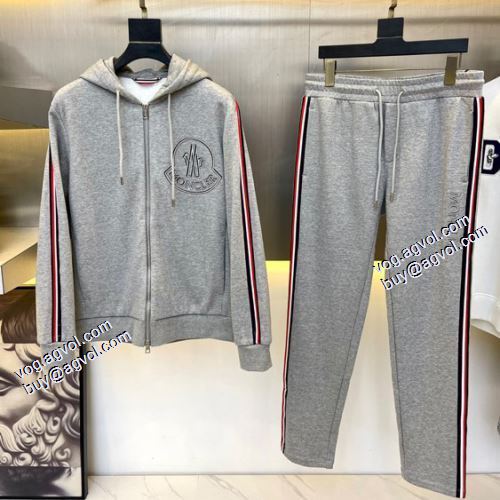 モンクレールブランド コピー 当店ランキング1位常連 2021秋冬 モンクレール MONCLER ジャージセット こだわりのコート ハリのある