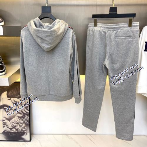 モンクレールブランド コピー 当店ランキング1位常連 2021秋冬 モンクレール MONCLER ジャージセット こだわりのコート ハリのある