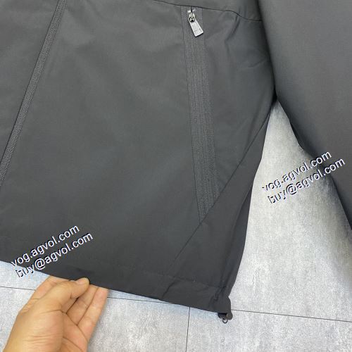 2021秋冬 風合いの出る モンクレール MONCLER 超限定即完売 モンクレールコピー ジャケット ハーフコート 艶やかなコート