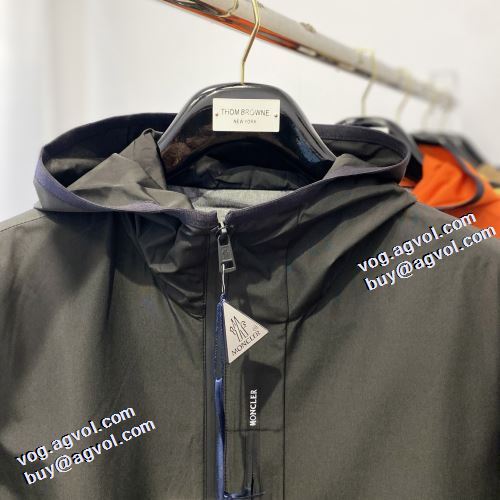 ブルゾン モンクレールコピー ブランド 軽量ジャケット 2021秋冬 モンクレール MONCLER 魅力ファッション フード付きコート 2色可選