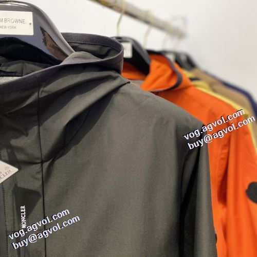 ブルゾン モンクレールコピー ブランド 軽量ジャケット 2021秋冬 モンクレール MONCLER 魅力ファッション フード付きコート 2色可選