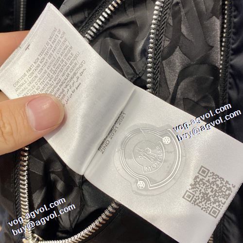 こだわりのコート 2021秋冬 モンクレール MONCLER 豊富なサイズ モンクレールブランド 偽物 通販 両面可用 MONCLERジャケット