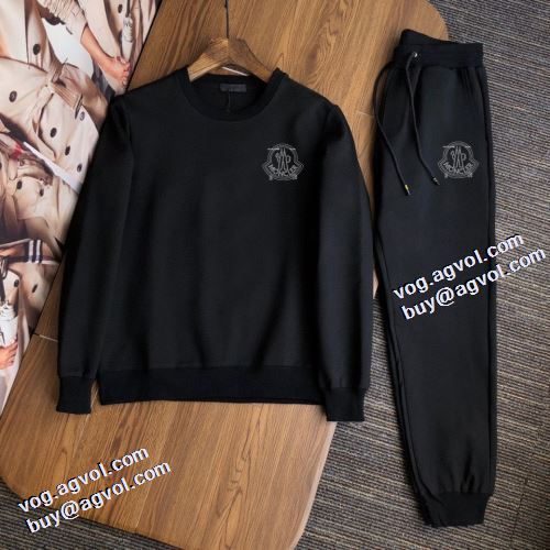希少価値大！ 2021秋冬 モンクレールコピーブランド モンクレール MONCLER セットアップ上下 リブ付 シンプルなデザイン