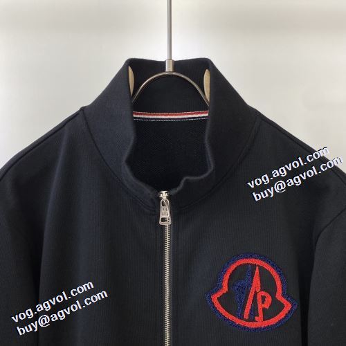 2021秋冬 モンクレールブランド コピー モンクレール MONCLER 人気商品登場 ポケット付 セットアップ上下 2色可選 風合いの出る