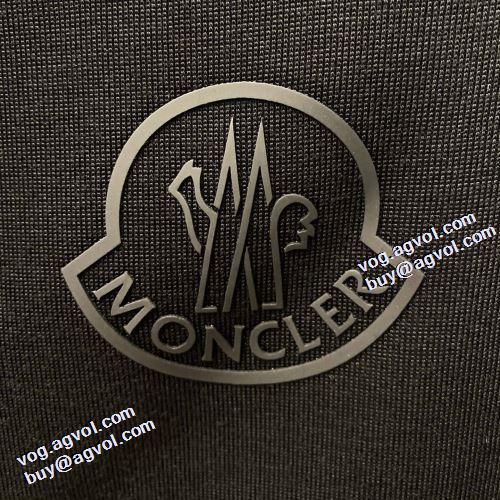 ベスト 首胸ロゴ サイズ豊富 2021秋冬 楽に着用出来る モンクレール MONCLER モンクレールブランドスーパーコピー