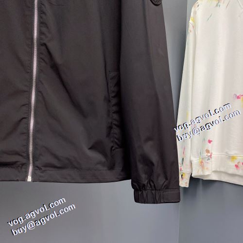 スタイリッシュな印象 2021秋冬 モンクレール MONCLER シンプルなデザイン フード付きコート モンクレールコピー ブルゾン