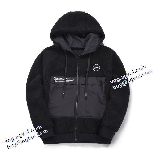 2021秋冬 モンクレール MONCLER デザイン性の高い ブルゾン フード付きコート 適度な厚み モンクレールスーパーコピー 激安