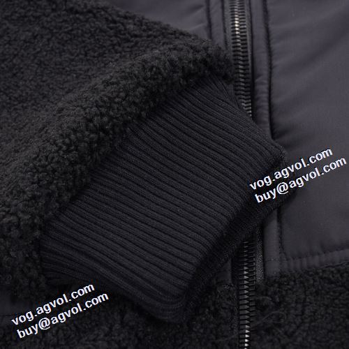 2021秋冬 モンクレール MONCLER デザイン性の高い ブルゾン フード付きコート 適度な厚み モンクレールスーパーコピー 激安