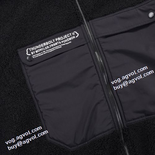 2021秋冬 モンクレール MONCLER デザイン性の高い ブルゾン フード付きコート 適度な厚み モンクレールスーパーコピー 激安