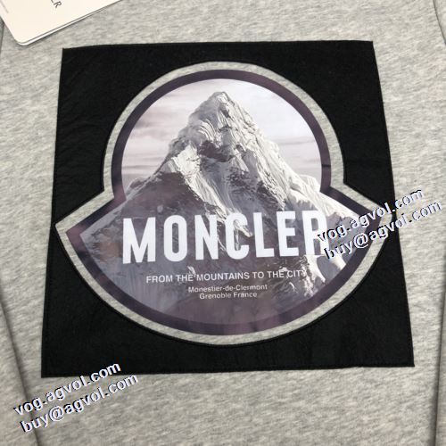 プルオーバーパーカー モンクレールコピーブランド 大好評 プリントパーカ 存在感のある 2021秋冬 モンクレール MONCLER 2色可選