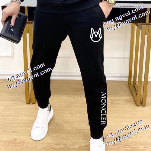 セットアップ上下 2021秋冬 海外限定ライン モンクレール MONCLER モンクレールブランド コピー 秋のお出かけに最適
