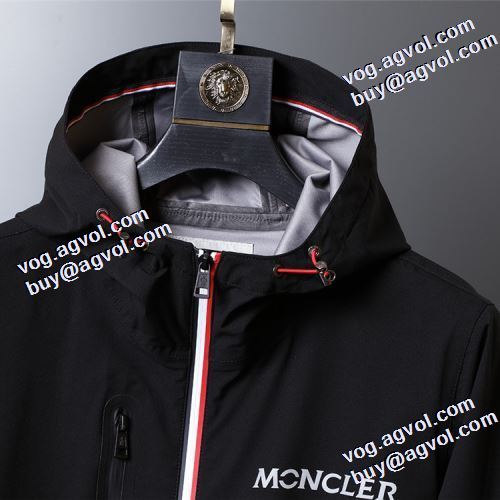 2021秋冬 モンクレールスーパーコピー ブルゾン しっかり暖かな感じ モンクレール MONCLER 上品に着こなせ