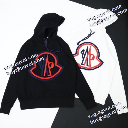 モンクレールスーパーコピー 2022新作 秋の定番 パーカー 飽きのこないデザイン モンクレール MONCLER 2色可選 洗練を十分に演出する