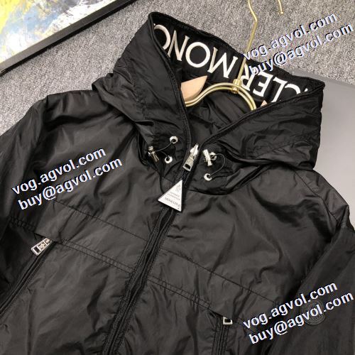 2022新作 寒暖によって調節できる モンクレール MONCLER ブルゾン 定番のアイテム モンクレールブランドコピー 高級感漂わせる