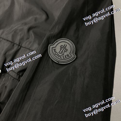 2022新作 寒暖によって調節できる モンクレール MONCLER ブルゾン 定番のアイテム モンクレールブランドコピー 高級感漂わせる
