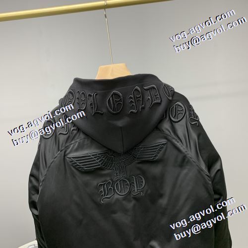 2021秋冬 ボーイロンドン BOY LONDON 保温効果は抜群 ボーイロンドンブランド コピー 人気商品登場 ライトダウンジャケット 使い勝手が良く フードづき 着心地よい ポケットづき 着心地がクセになる