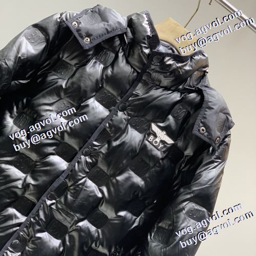 2021秋冬 ライトダウンジャケット ボーイロンドン BOY LONDON デザイン性の高い 肌触り柔らかく ボーイロンドンスーパーコピー フィルパワーの高い ステンカラー 使い勝手が良く 人気 ランキング 