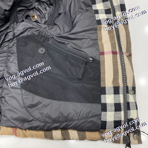 2021秋冬 バーバリー BURBERRY ダウンジャケット ベスト フード部分は取り外し可能 ポケットづき 使い勝手が良く ボディラインにぴったり 上品に着こなせ バーバリーブランド 偽物 通販