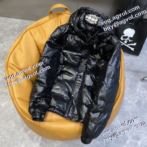 人気新品★超特価★ クロムハーツコピー 2021秋冬 クロムハーツ CHROME HEARTS フィルパワーの高い ライトダウンジャケット 使い勝手が良く フードづき 撥水性がある ポケットづき プリント柄 汚れしにくい 